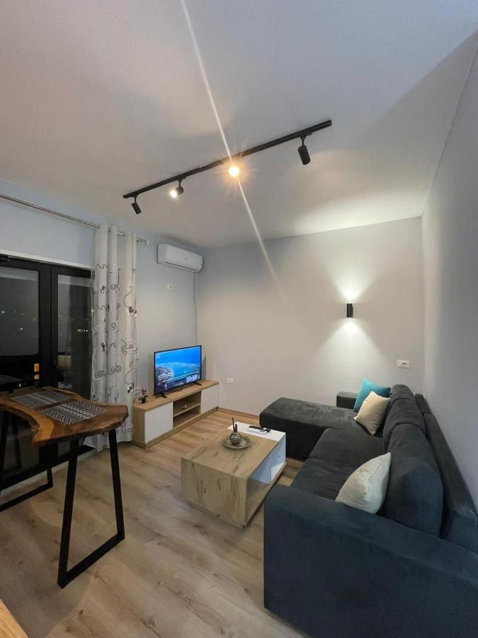 Center Tirana Goldi Apartment Esterno foto
