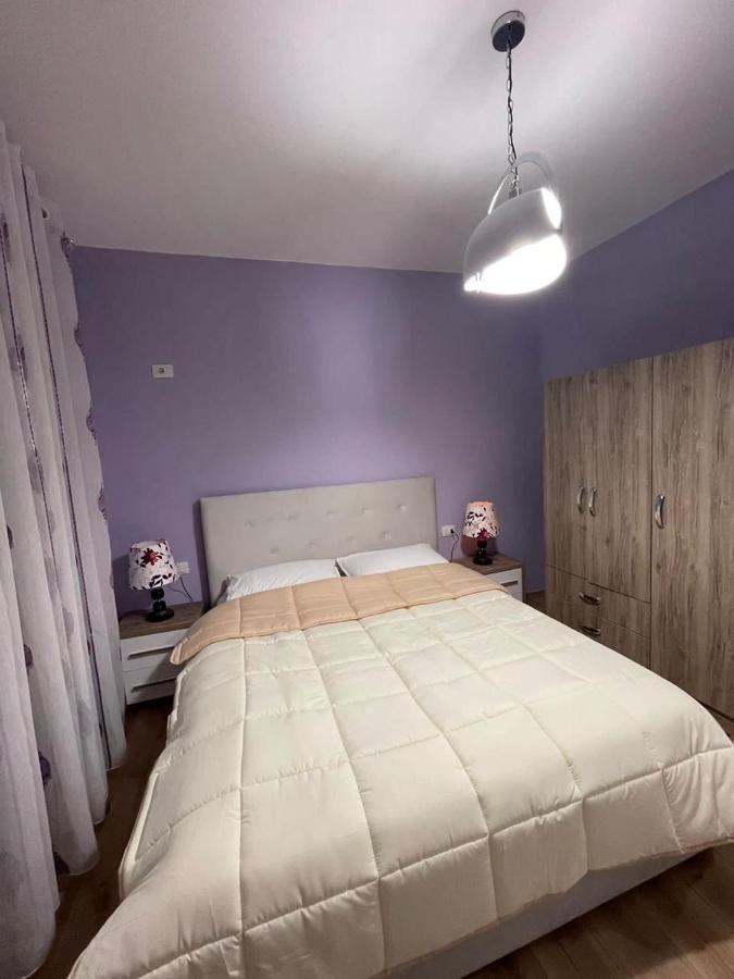 Center Tirana Goldi Apartment Esterno foto