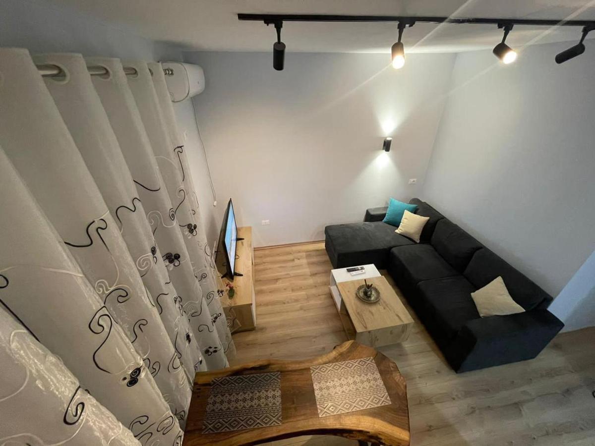 Center Tirana Goldi Apartment Esterno foto
